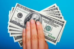 cash-878513008.jpg