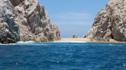 beach-2249717_1920.jpg